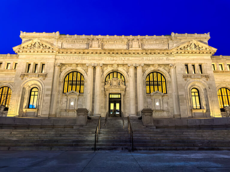 Apple Carnegie Library - Washington, DC