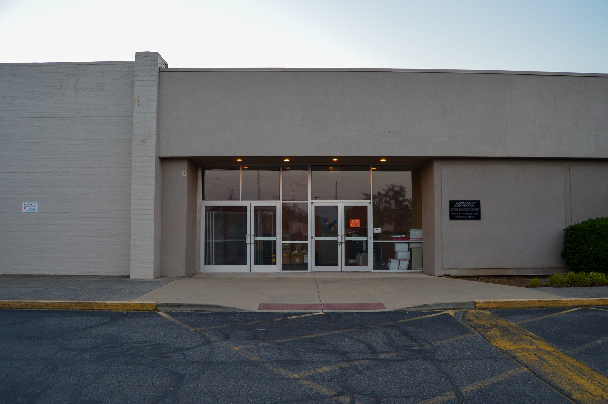 Former Advance Auto Parts Store Support Center - Roanoke, Virginia
