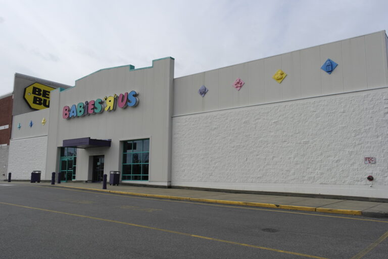 Former Babies "R" Us - Newport News